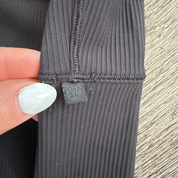 Lululemon Athletica Black Ribbed Sports Bra - Picture 4 of 7